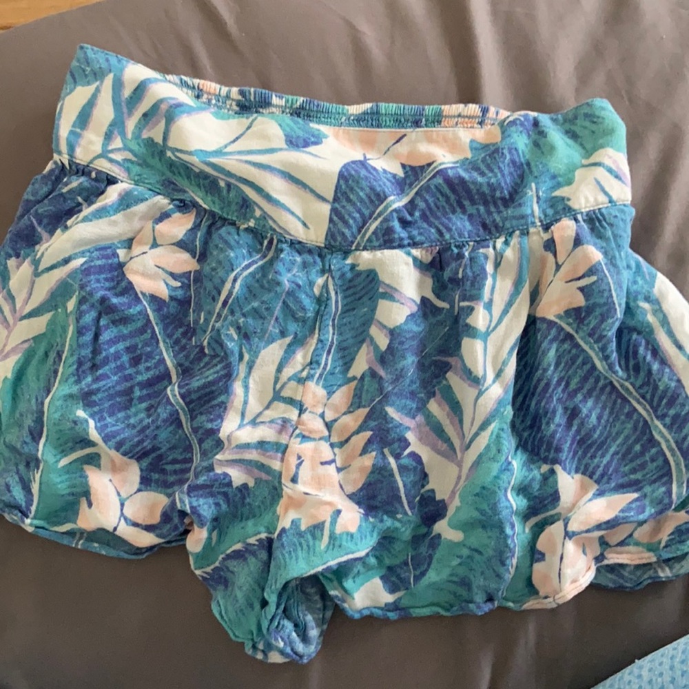 AE shorts